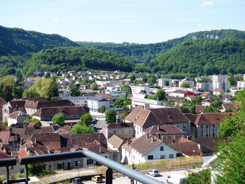 La Colline Aux Yeux Doubs Bed & Breakfast Baume-les-Dames Exterior photo