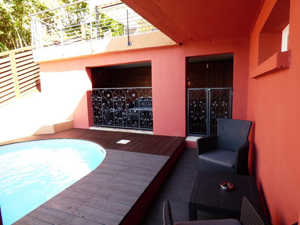 La Colline Aux Yeux Doubs Bed & Breakfast Baume-les-Dames Exterior photo