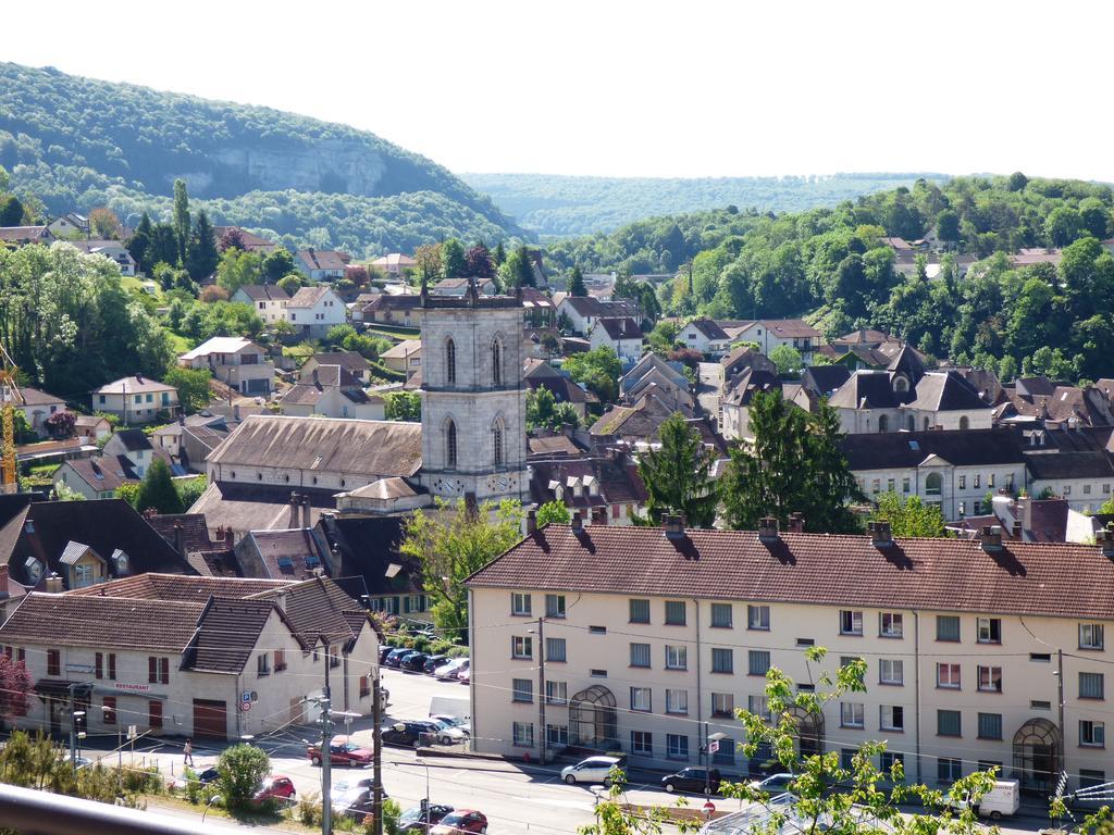 La Colline Aux Yeux Doubs Bed & Breakfast Baume-les-Dames Exterior photo